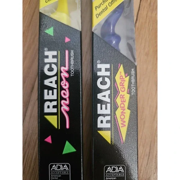 VTG Johnson & Johnson REACH Kids Toothbrush Set Neon & Wondergrip Set 1993/94 - Picture 2 of 9